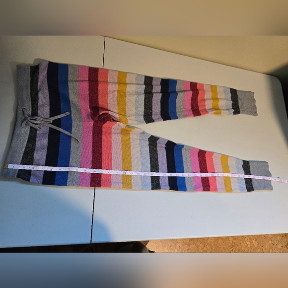 Gap Wool Striped Joggers - Picture 3 of 3